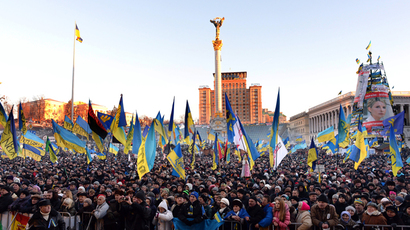Rival rallies continue in Kiev as Western meddling increases