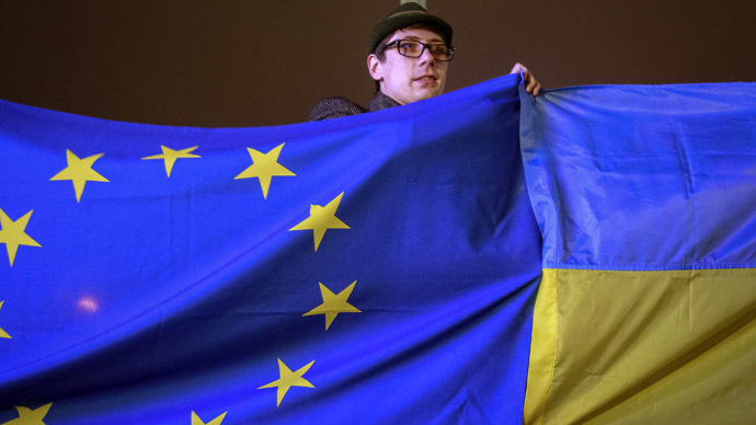 Russia, EU hint at financial aid in exchange for Ukraine's partnership