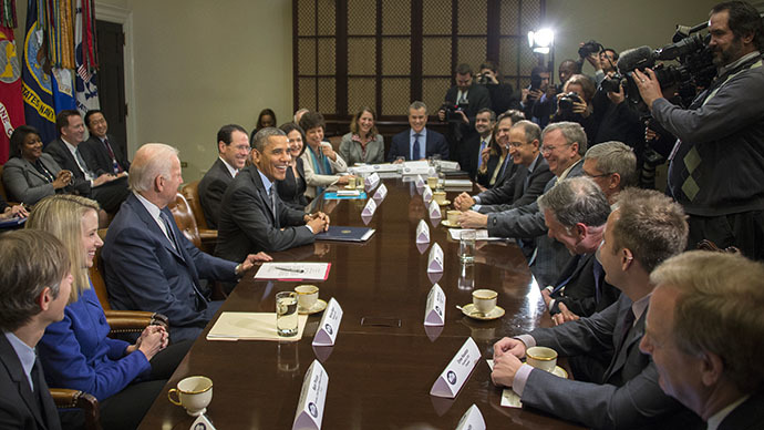 Tech execs steer away from HealthCare.gov, to NSA in Obama meeting