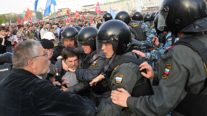 Police detain participants of the March of Millions protest rally on Moscow's Bolotnaya Square (RIA Novosti / Aleksandr Utkin)