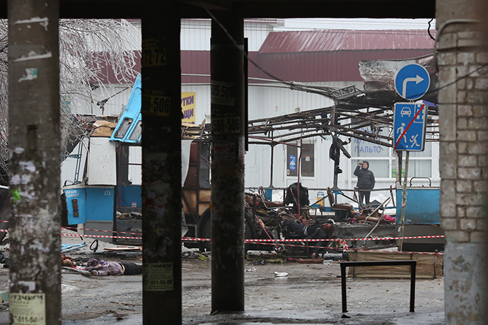 The site of an explosion on a trolleybus near Kachinsky Market in Volgograd. (RIA Novosti / Kirill Braga)
