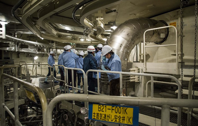 A reactor vessel at the unit six reactor building of Tokyo Electric Power Co. (AFP Photo / Recoquille Bression)