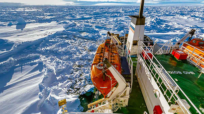 ​Chinese ship fails to break out of ice trap in Antarctica after rescue mission