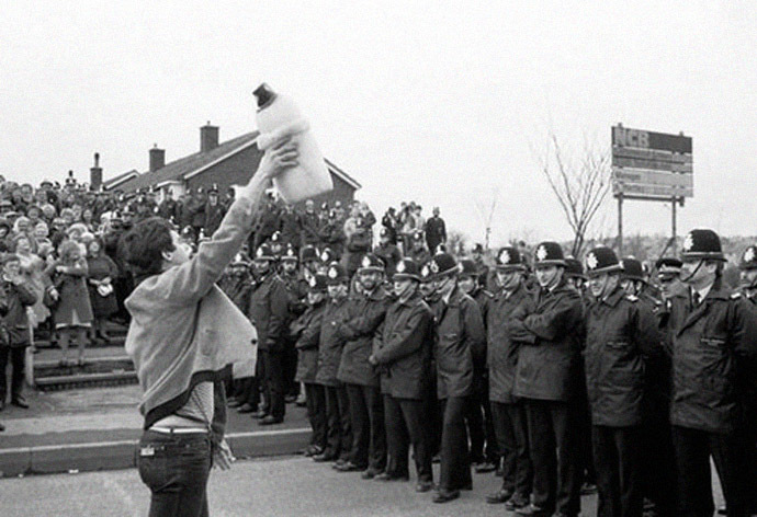 A Miners' strike in South Yorkshire in 1984/85 (Photo from wikipedia.org)