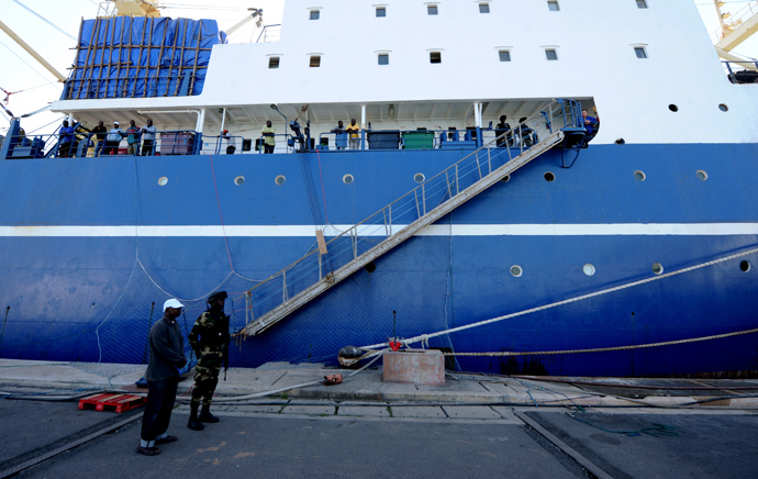 Russian trawler "Oleg Naydenov" is moored under guard in Dakar on January 5, 2014. (AFP Photo / Seyllou)