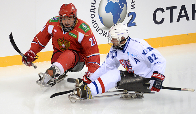 Russia's Yevgeny Petrov, left, and Czech Republic's Zdenek Habl in the 3rd place match between the national teams of Russia and the Czech Republic, the Four Nations Tournament on September 1, 2013. (RIA Novosti / Mihail Mokrushin)
