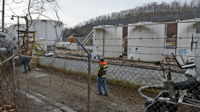 Hospital admissions over W. Virginia chem spill double even after water declared safe