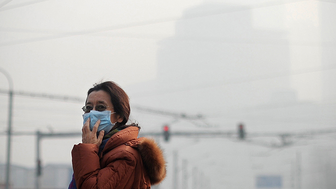 Highways closed as Beijing blanketed by toxic smog