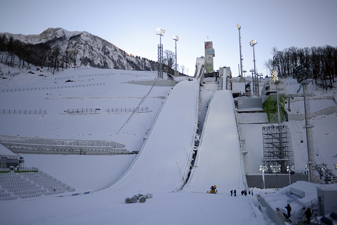 A picture taken on December 18, 2013 shows a view of the "RusSki Gorki" Jumping Center at the Krasnaya Polyana resort near the Black Sea city of Sochi. (AFP Photo / Mikhail Mordasov)