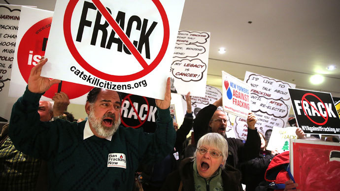 Texans angrily protest fracking after 30 earthquakes hit town