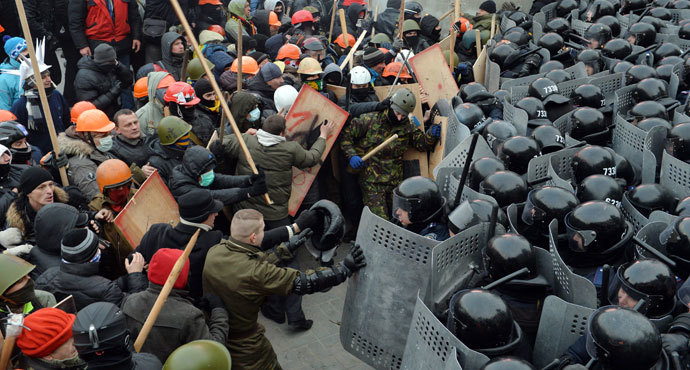 Kiev, January 19, 2014.(AFP Photo / Sergei Supinsky)