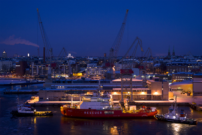 Float-out of the first oblique icebreaker, Baltika. (Photo by Tuomas Romu / shipspotting.com)