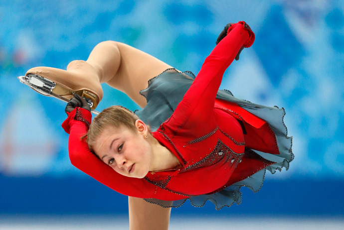 Yulia Lipnitskaia.(AFP Photo / Adrian Dennis) 