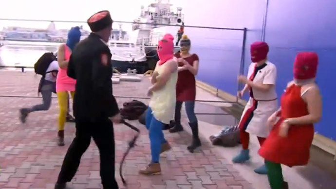 Pussy Riot Whipped By Cossacks In Sochi Performance Fail — Rt World News