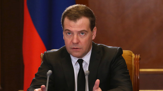 Medvedev pledges further support to Ukraine once authorities prove their legitimacy