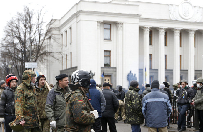 Protesters gather outside the Ukrainian Parliament building in Kiev February 22, 2014. (Reuters / Vasily Fedosenko)