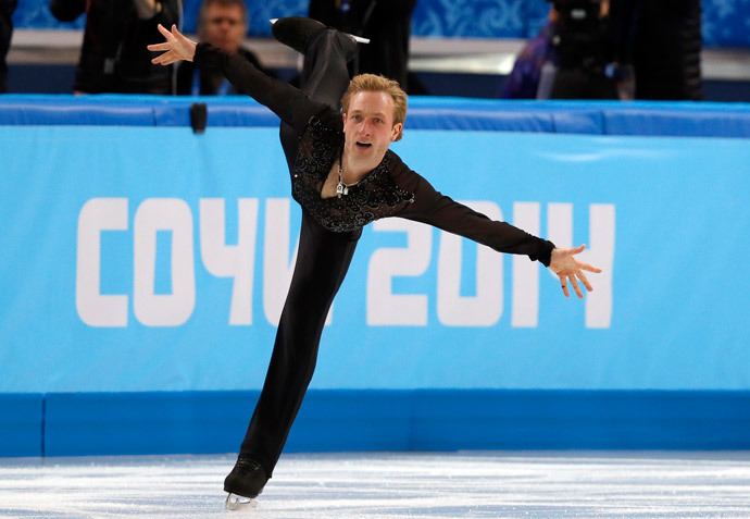 Russia's Yevgeni Plushenko performs in the Men's Figure Skating Team Free Program at the Iceberg Skating Palace during the Sochi Winter Olympics on February 9, 2014. (AFP Photo / Adrian Dennis) 
