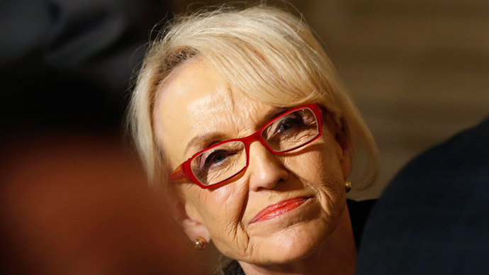 Arizona Gov Brewer announces veto of controversial 'religious freedom' bill