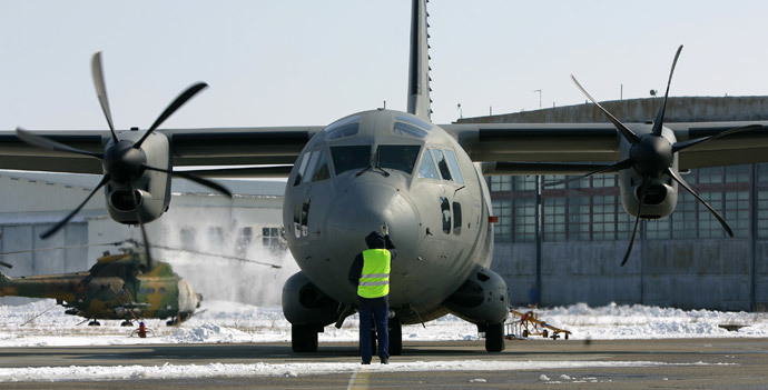 A C-27J Spartan like those used by Bulgaria in the 2013 NATO drill (Reuters / Bogdan Cristel)