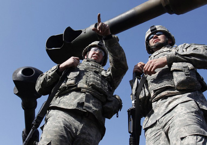 (FILE) US soldiers of the Second Infantry Division of US Forces Korea attend a live firing drill at the US army's Rodriguez range in Pocheon, south of the demilitarized zone that divides the two Koreas. (AFP Photo / Kim Hong-Ji)