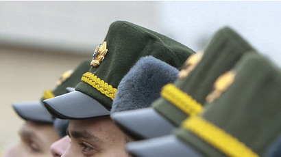 Five top military, security commanders take oath to Crimea