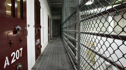 US judge temporarily halts force-feeding of Guantanamo prisoner