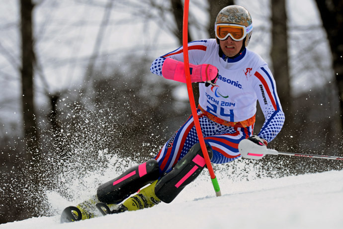Russia's Aleksander Alyabyev (LW 6/8-2) competes in the Men's Alpine Skiing Slalom Standing at XI Paralympic Olympic games in the Rosa Khutor Alpine Centre nearSochi on March 13, 2014. (AFP Photo)