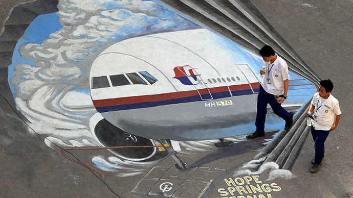 ​Missing Malaysia Airlines plane was programmed to divert just before signoff – report