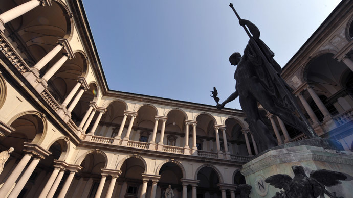Damaging selfie: Student breaks 19th century statue in Milan while taking pic of himself