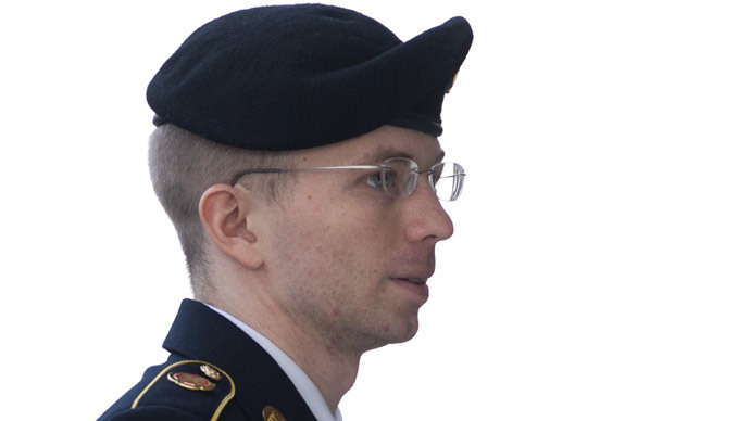 Pvt. Manning petitions for formal name change