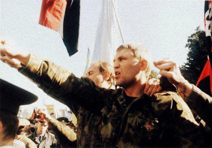 Muzychko attends a meeting of Ukrainian nationalists, 1990s