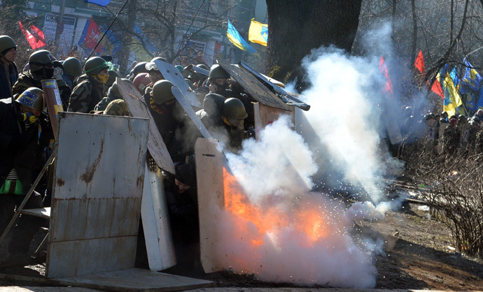 Kiev on February 18, 2014. (AFP Photo / Sergei Supinsky)