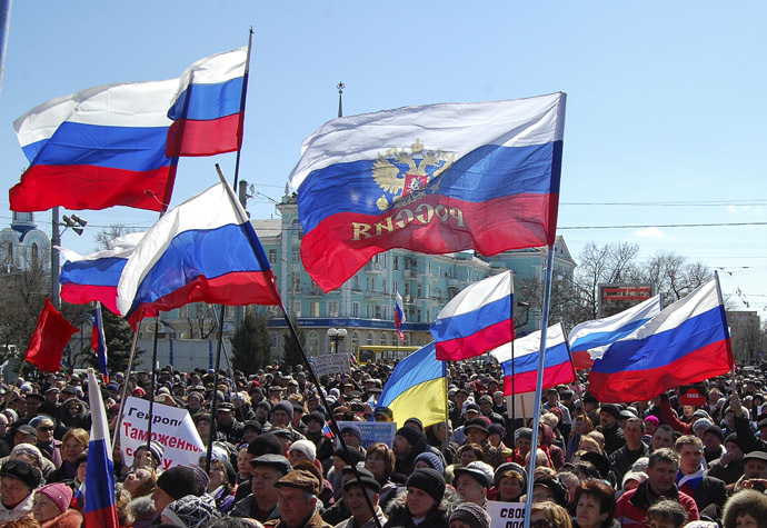 People take part in a pro-Russian rally in Luhansk in eastern Ukraine March 30, 2014. (Reuters)