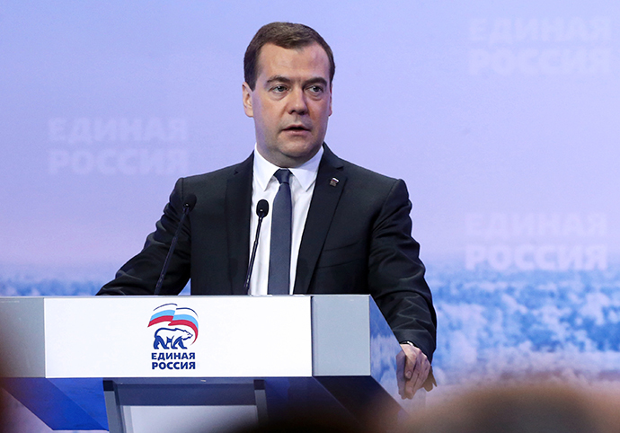 Prime Minister Dmitry Medvedev speaks at a meeting of United Russia deputies from Russian rural villages in Volgograd on April 5, 2014. (RIA Novosti / Ekaterina Shtukina)