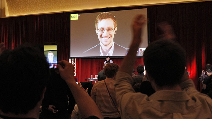Metadata monitoring more intrusive than eavesdropping - Snowden and Greenwald