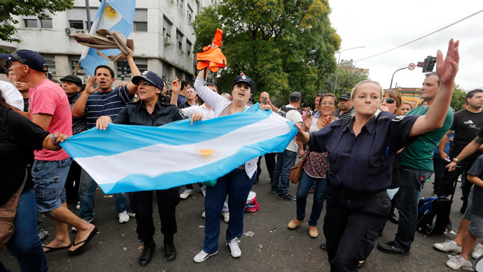 Buenos Aires declares state of emergency to combat ‘mob justice’