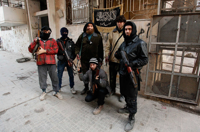 Members of Islamist Syrian rebel group Jabhat al-Nusra (Reuters / Molhem Barakat) 