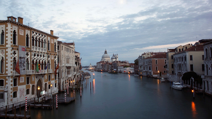 Italy opens bidding for Venice Island