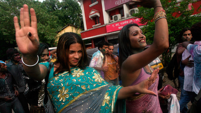 India recognizes transgender citizens as ‘third gender’