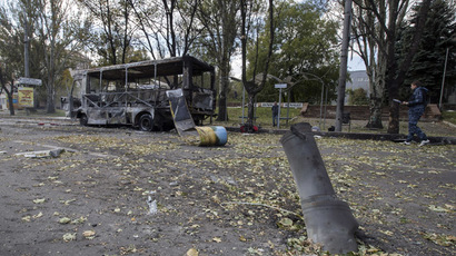‘I never saw people die before’: Injured girl shares horrors of Donetsk shelling (VIDEO)