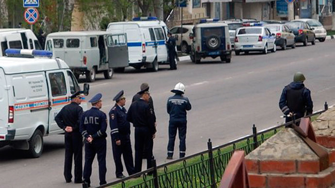 Armed hostage taker in southwest Russian bank peacefully surrenders