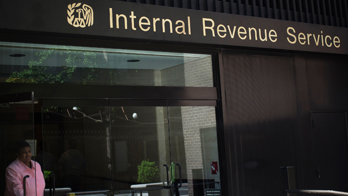 Over 1,100 IRS employees received bonuses after not paying taxes