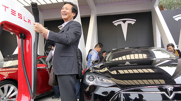 Tesla delivers first electric cars to China