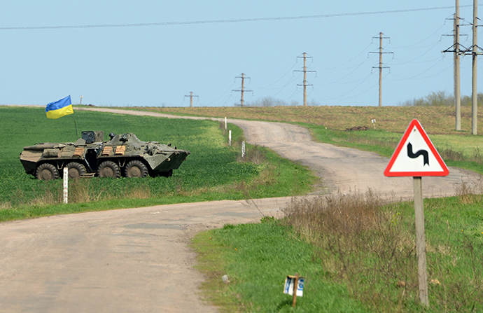 Ukrainian special forces take position in the eastern Ukrainian city of Slavyansk on April 24, 2014 (AFP Photo / Kirill Kudryavtsev)