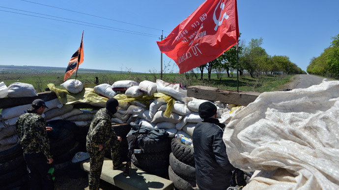 Self-defense forces detain intl military observers in eastern Ukraine