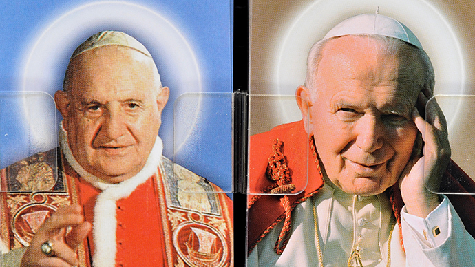 Hundreds of thousands gather to witness historical double canonization of popes