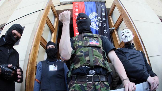 Anti-govt protesters seize TV station in eastern Ukraine, call for own channel
