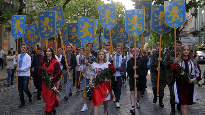 Neo-Nazis march in Lvov 'in honor' of Ukrainian Waffen SS division (PHOTOS)