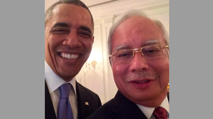 Can't get enough: Obama takes another selfie, now with Malaysian PM