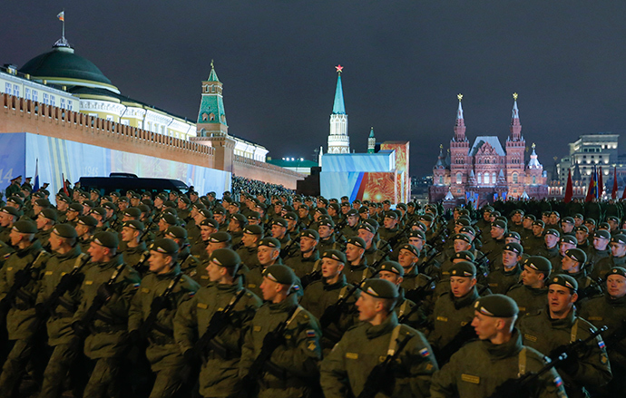 Russian servicemen march during a rehearsal for the Victory parade on Moscow's Red Square May 5, 2014 (Reuters)